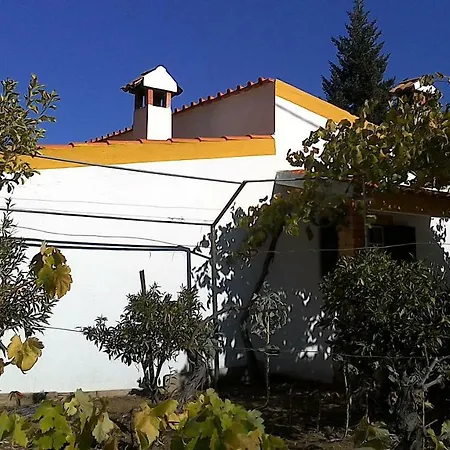 Casa Das Ferrarias Country house *