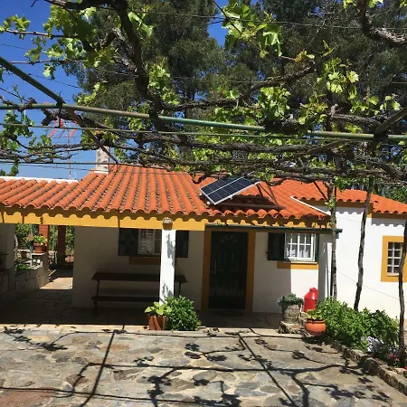 Casa Das Ferrarias Εξοχικό σπίτι *